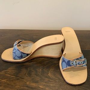 Coach wooden logo wedge